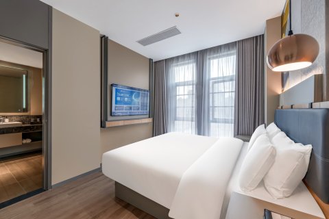 如家商旅酒店(上海武宁路地铁站安远路店)