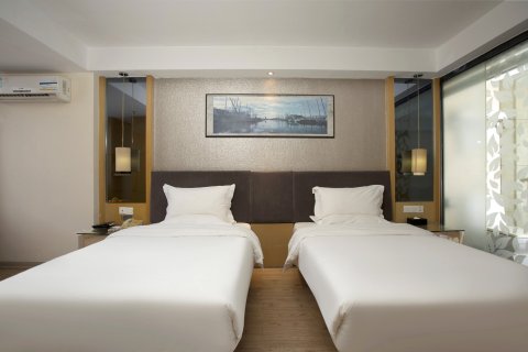 雅斯特酒店(宾阳文化广场汽车总站店)