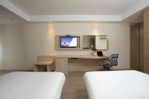 雅斯特酒店(宾阳文化广场汽车总站店)