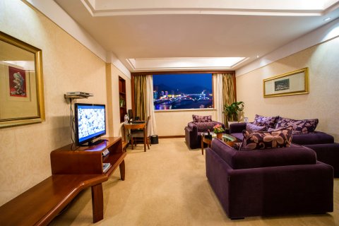 侨乡国际大酒店(青田高铁站店)