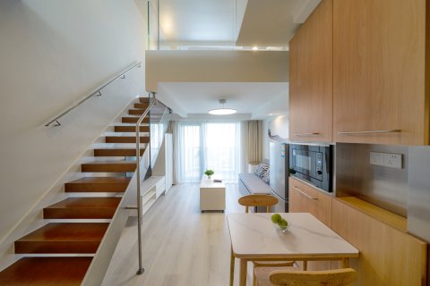 上海品尊辉盛名致精品酒店公寓