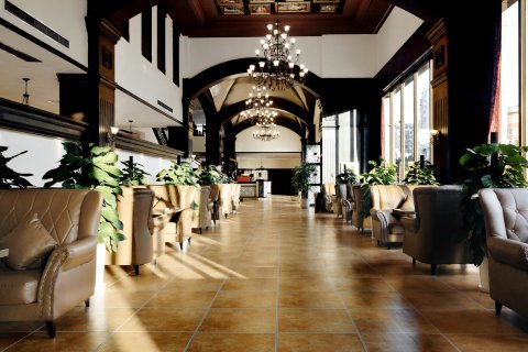 君豪阳光酒店(遂宁高铁站店)