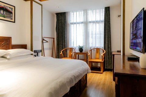 澜宁阁酒店(建水古城小火车店)