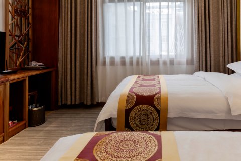 澜宁阁酒店(建水古城小火车店)