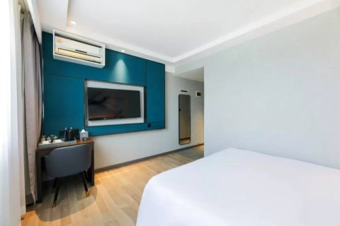 坤逸·精品酒店(白银景泰人民文化广场火车站店)