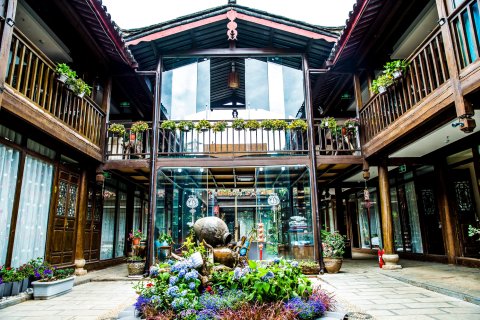 丽江忘尘居客栈(二号院)