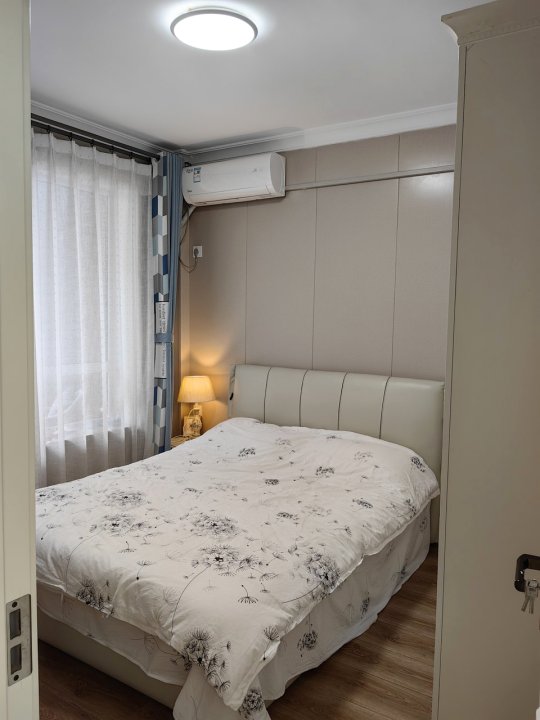 花之轩公寓(鲅孔线分店)