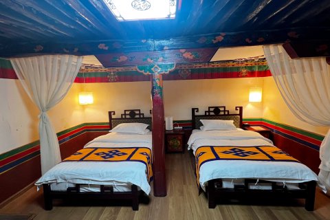 拉萨邦达仓古建酒店(大昭寺八廓街店)