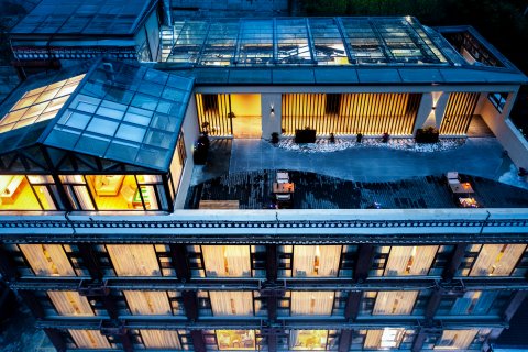 云逸锦峰酒店(四姑娘山店)