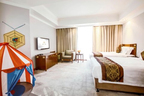 西安天域凯莱大饭店(建筑科技大学李家村地铁站店)