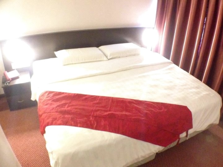 哥打京那巴鲁世纪大酒店(Century Hotel Kota Kinabalu)