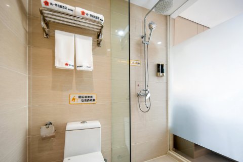 尚一特连锁酒店(麻城杜鹃大道朝圣路店)