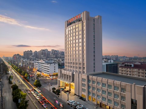 荃凤凰庭酒店(荆州古城长江大学店)