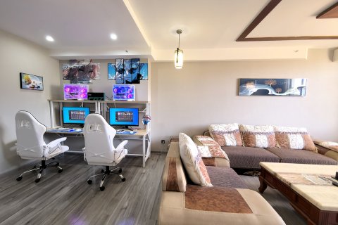 耿马天鹅湖大酒店