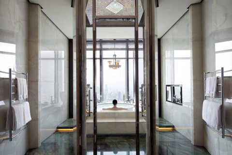 上海浦东丽思卡尔顿酒店