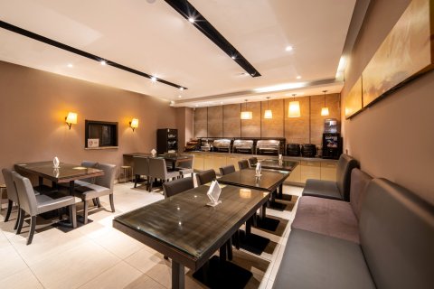 如家睿柏·云酒店(泗洪步行街店)