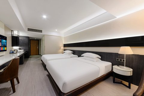 高悦酒店(重庆观音桥步行街店)