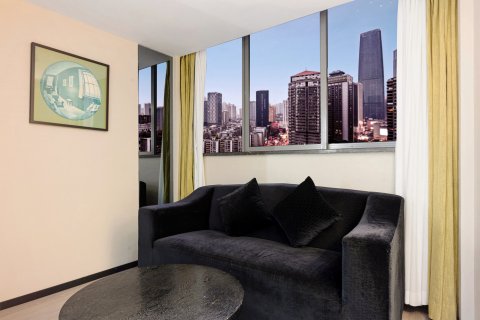 高悦酒店(重庆观音桥步行街店)