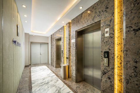 铂晶轻奢酒店(省耕公园店)