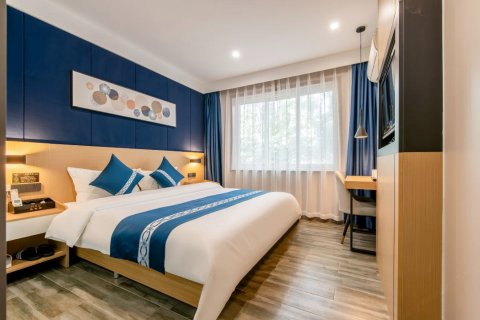 红树林时尚快捷酒店(焦作高铁站店)