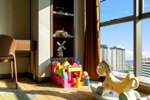 铂晶轻奢酒店(省耕公园店)