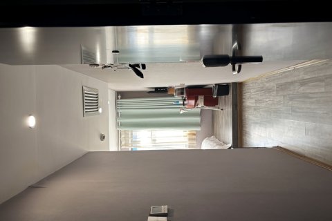 蓝鱼电影酒店(定兴大钟寺店)