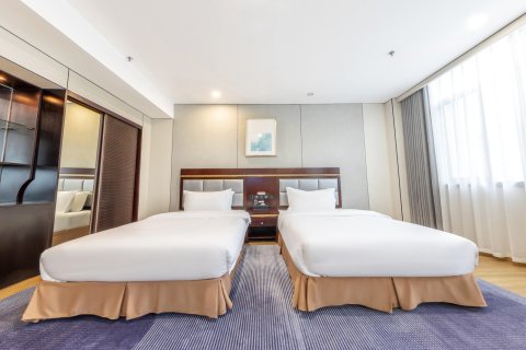 日月国际大酒店(镇远古城店)