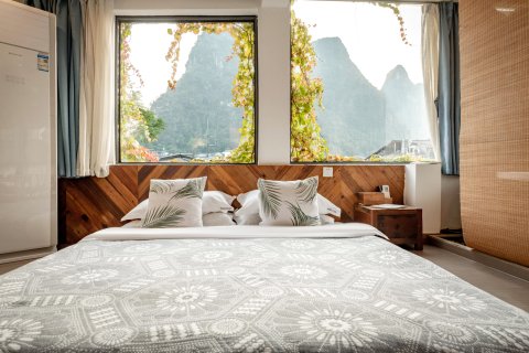 春暖花开东院(阳朔西街店)