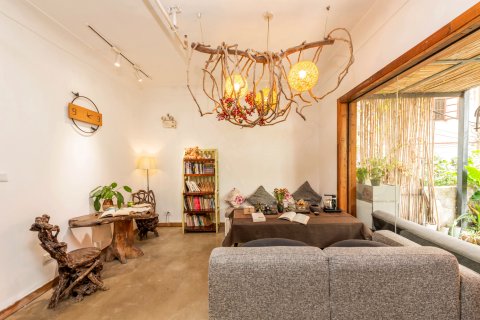 春暖花开东院(阳朔西街店)