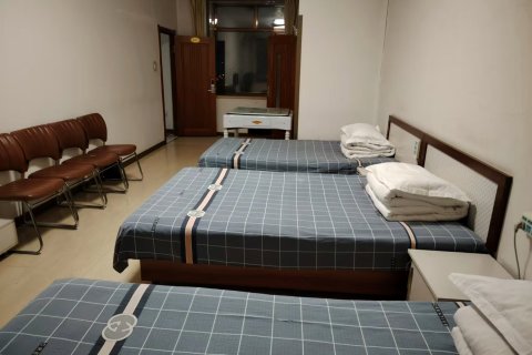 川鲁粤饭莊酒店