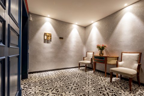 康定玉景雪莲法式酒店