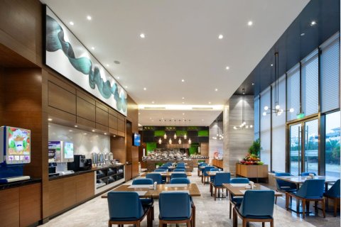 北海高铁站希尔顿欢朋酒店