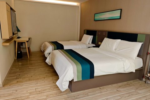 如家商旅酒店(青岛火车站栈桥德国风情街店)