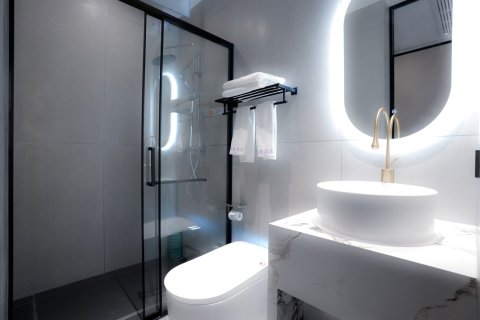 小鹿辰客·乐优国际酒店