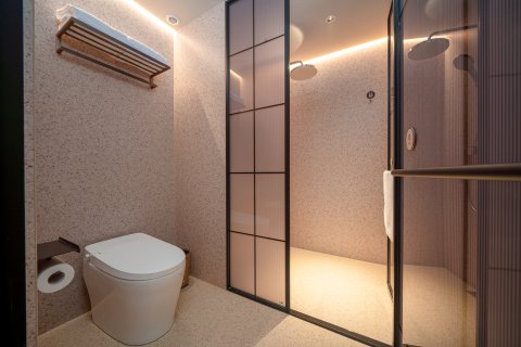 桔子酒店(重庆李子坝牛角沱地铁站店)