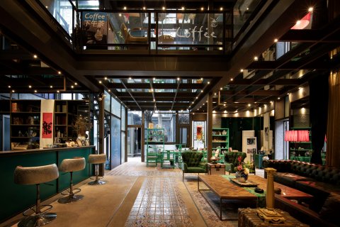 丹丘·城堡庄园酒店(亚龙湾店)