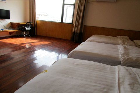 墨江城外城酒店