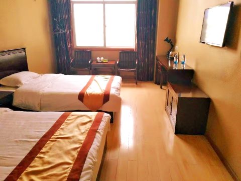 芒市大榕树酒店