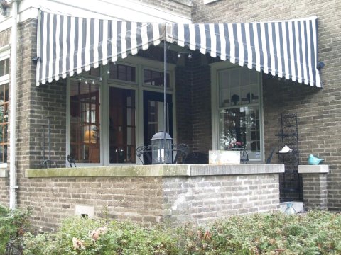 希尔克雷斯特住宿加早餐旅馆(Hillcrest Inn Bed & Breakfast)