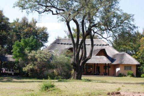 羚羊河山林小屋(Bushbuck River House)