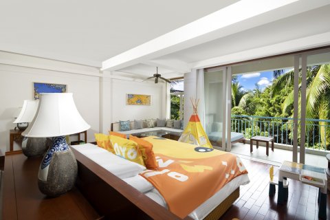 三亚亚龙湾美爵酒店