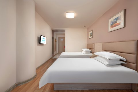 银座佳驿酒店(泰安泰山火车站天外村店)