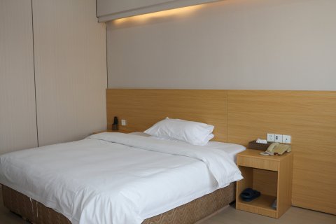 南苑e家酒店(杭州临平商贸城店)