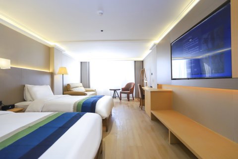 安瑞酒店(陶阳里御窑景区人民广场店)