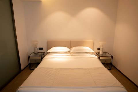 三亚湾洛克铂金海景酒店