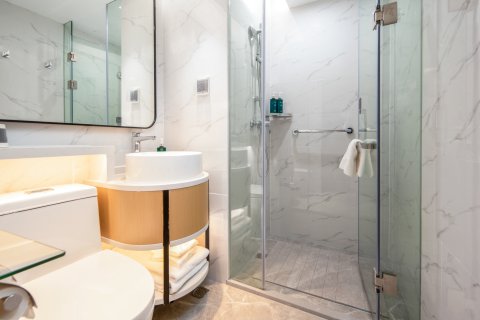 白玉兰商务酒店(武汉黄鹤楼复兴路地铁站店)