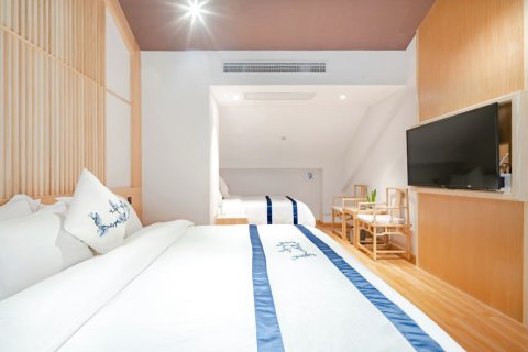 铂顿国际公寓(柳州窑埠古镇店)