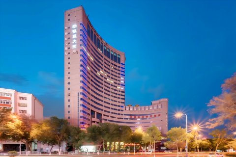 乌鲁木齐银星大酒店(德汇万达广场奇台路店)