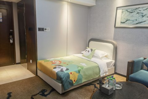 长沙南站延年檀香山酒店(长沙大道地铁站店)