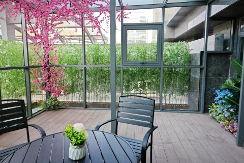 唯庭世纪酒店(上海北外滩隆昌路地铁站店)